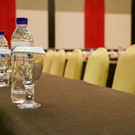 望加锡达尔顿酒店 马卡萨 外观 照片
