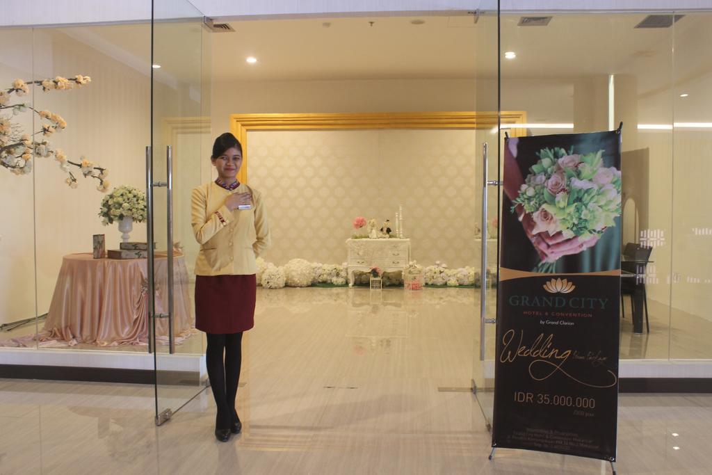 望加锡达尔顿酒店 马卡萨 外观 照片